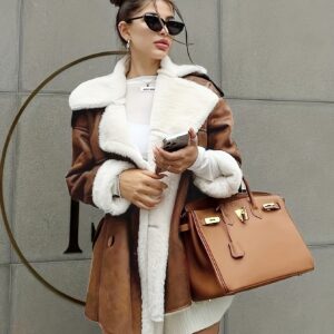 معطف الفرو الصناعي النسائي الفاخر - أناقة دافئة وعصرية لكل مناسبة