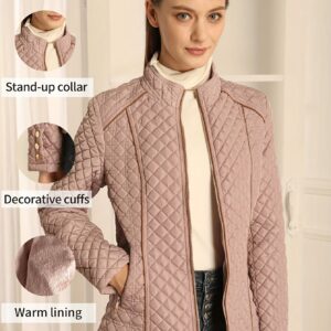 جاكيت نسائي خريفي وشتوي: دفء خفيف وأناقة لا تضاهى