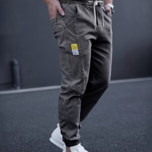 جاذبية لا تقاوم: جينز رجالي مريح وعصري!