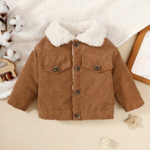 معطف أميرتك المخملي: دفء الشتاء وأناقة ساحرة!