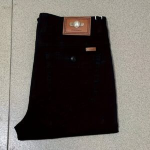 بنطال الشياكة العصرية: مرونة، أناقة، وراحة لا تضاهى