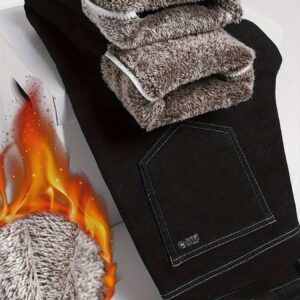 دفء وأناقة لا تضاهى: جينز رجالي مبطّن بالصوف الحراري