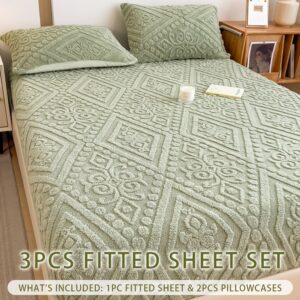 دفء وأناقة فائقة: طقم مفرش السرير الفاخر للياليك الباردة