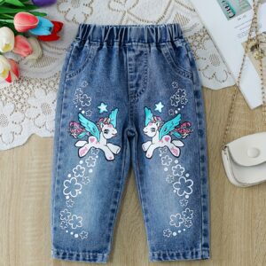 دينيم اليونيكورن الساحر: أناقة مريحة لصغيرتك!