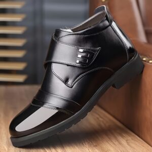 قمة الأناقة والراحة: حذاء أكسفورد متوسط الارتفاع للرجل العصري