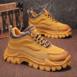 حذاء الرجولة المتكامل: قوة، راحة، وأناقة بلا حدود!