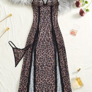 جاذبية النمر: رداء النوم الفاخر لليالٍ استثنائية