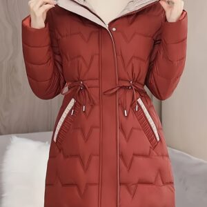 المعطف النسائي الأنيق: دفء، أناقة، وتصميم متعدد الاستخدامات لإطلالة لا مثيل لها.