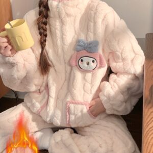 دفء وسحر ماي ميلودي: بيجامة الخريف والشتاء المثالية!