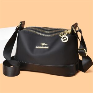 حقيبة الكتف النسائية العصرية: أناقة عملية وسعة استثنائية لكل يوم