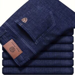 بنطال الدينم الكلاسيكي: أناقة العمل وراحة عطلة نهاية الأسبوع