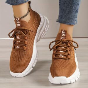 إشراقة كل خطوة: حذاء رياضي نسائي يجمع الأناقة والراحة!