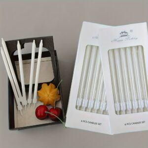 لمسة ساحرة لكل احتفال: شموع الكيك البيضاء الأنيقة