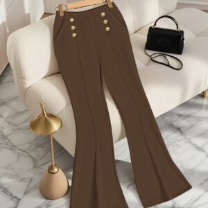 بنطلون نسائي بني أنيق بقصة واسعة وأزرار ذهبية – تصميم بخصر عالٍ لإطلالة خريفية وشتوية متألقة
