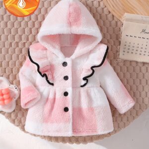 جاكيت الأميرة الصغيرة: دفء وأناقة لكل فصول الشتاء!