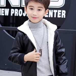 جاكيت الأطفال الشتوي: أناقة دافئة لكل مغامرة!