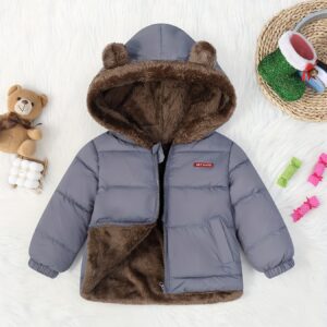 معطف الدب الصغير: دفء ومرح لأميرك في الشتاء!