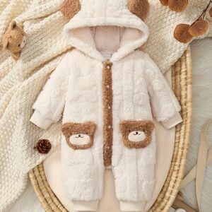 دفء الدب الصغير: بدلة شتوية بغطاء رأس لمغامرات طفلك الأنيقة!