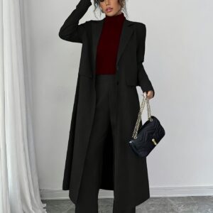 طقم بليزر وبنطلون نسائي فاخر: أناقة دافئة لموسمي الخريف والشتاء