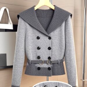 أناقة دافئة لموسم الخريف والشتاء: كارديجان نسائي رمادي راقٍ