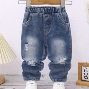 جينز الدنيم للأولاد: أناقة لا تقاوم وراحة تدوم لطفلك!