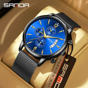 ساعة الرجل الأنيق: دقة، أناقة، ومقاومة.