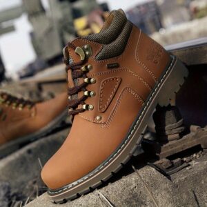 حذاء العمل الرجالي: رفيقك الأمثل لكل تحدٍ!