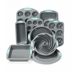 اجعل مخبوزاتك تحفة فنية: قوالب السيليكون الحلزونية السحرية!