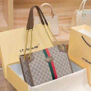 حقيبة الكتف النسائية الفاخرة بطبقتين - جلد كاكي أنيق ومساحة وفيرة لإطلالة متكاملة