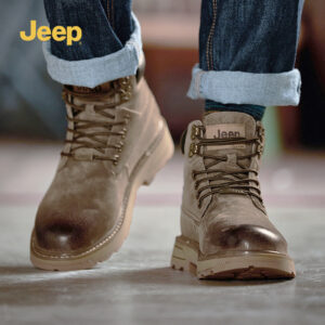 حذاء جيب الرجالي: الأناقة التي تتحدى كل درب!