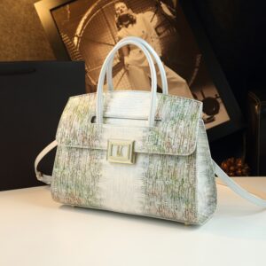 حقيبة اليد النسائية الفاخرة: أناقة لا تضاهى وعملية فائقة لكل امرأة عصرية