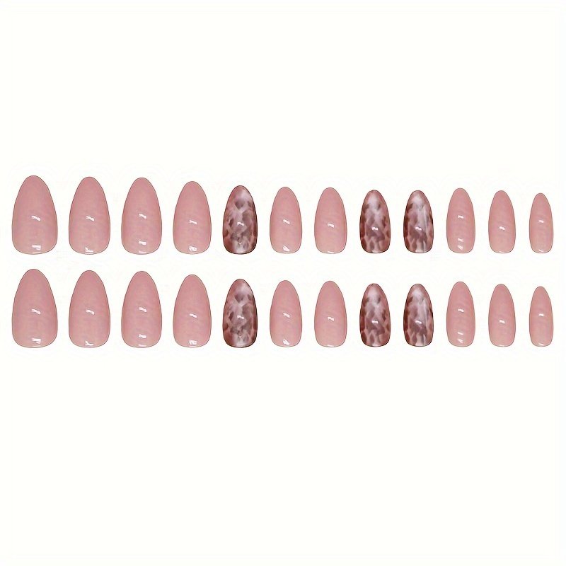 أناقة فورية: أظافر لوزية حمراء ساحرة! - الصورة 2