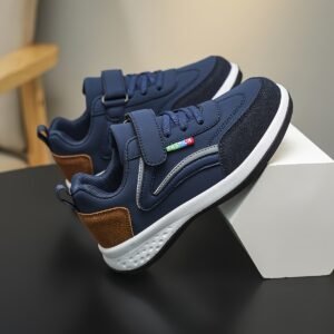 נעלי ספורט לילדים: חברות לכל הרפתקה!