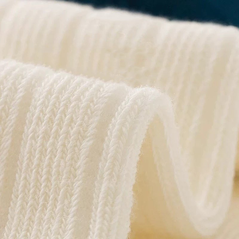 גרביים לגיבורים קטנים: 5 זוגות של כיף וסטייל לכל הרפתקה! – תמונה 6