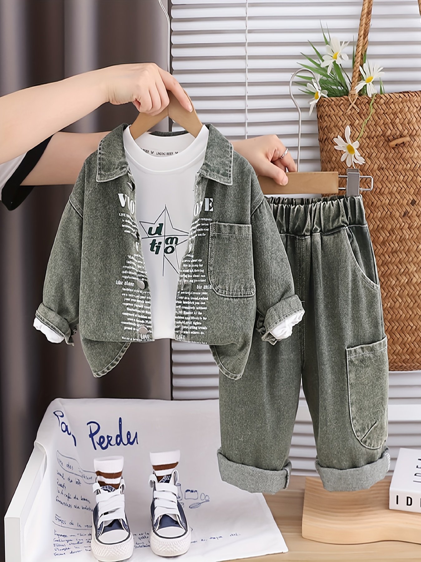 סטייל לקטנטן להרפתקאות הסתיו: סט דנים משולש ואופנתי – תמונה 10