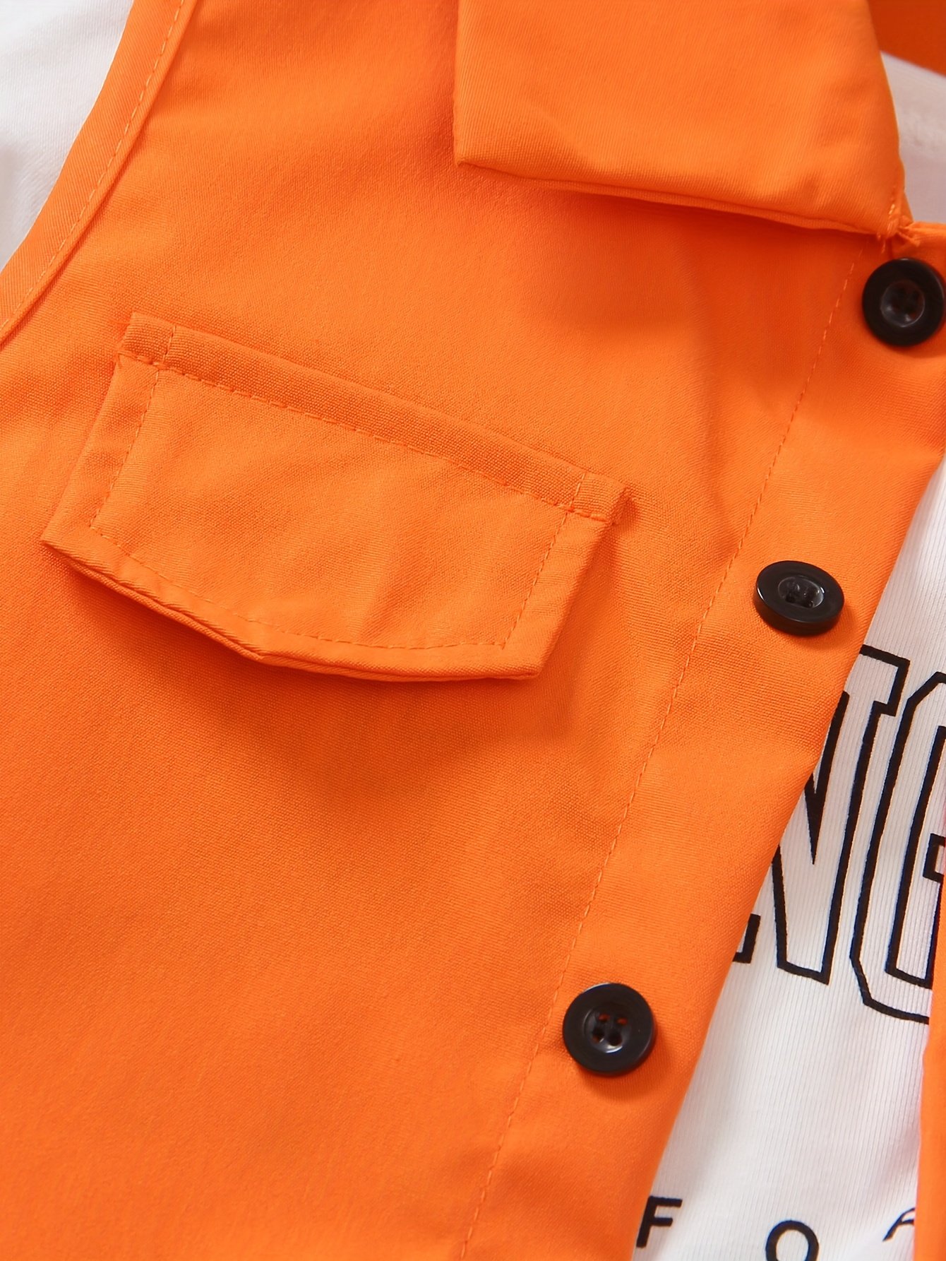 סטייל רחוב לבנים: סט של שלושה חלקים אופנתי למראה בלתי נשכח! – תמונה 4