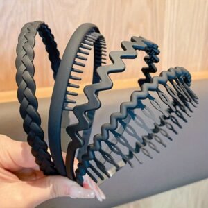 مجموعة الثبات والأناقة: أطواق شعر لا غنى عنها للجميع!