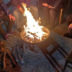 موقد النار المتنقل: دفء، متانة، ورفيق كل مغامرة!